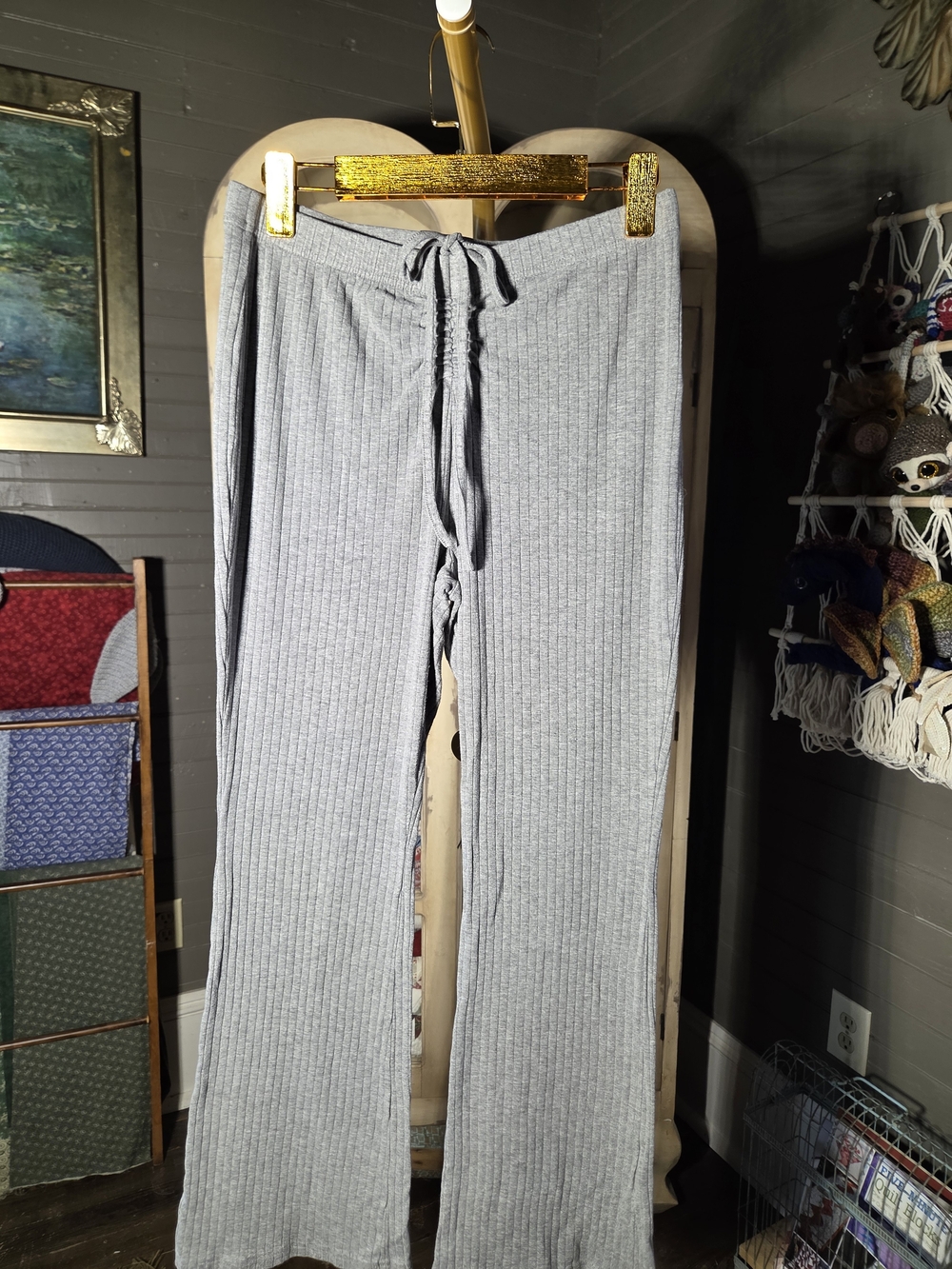 Comfort Ribbed Straight-Leg Pants - Gray
